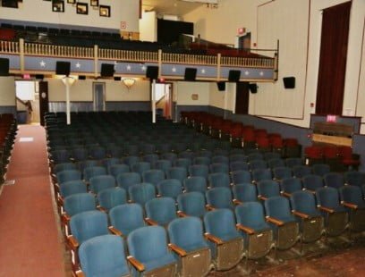 Newtown Theater - Bucks County Beacon - This Weekend, Hear a Tin Whistle, See Double Annies, Stash Your Kids, Tramp Around Eating Cupcakes, Ogle Accessible Bathrooms