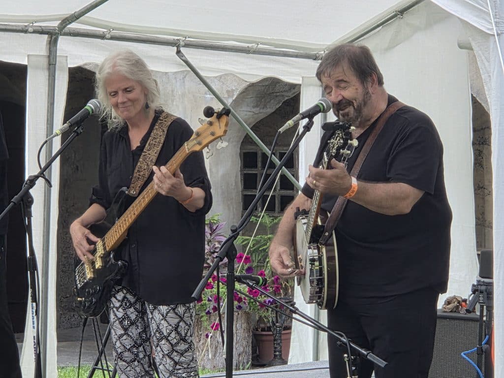 Borderline Bluegrass - Bucks County Beacon - Bluegrass Fans Enjoy Summer Concert at Doylestown’s TileWorks